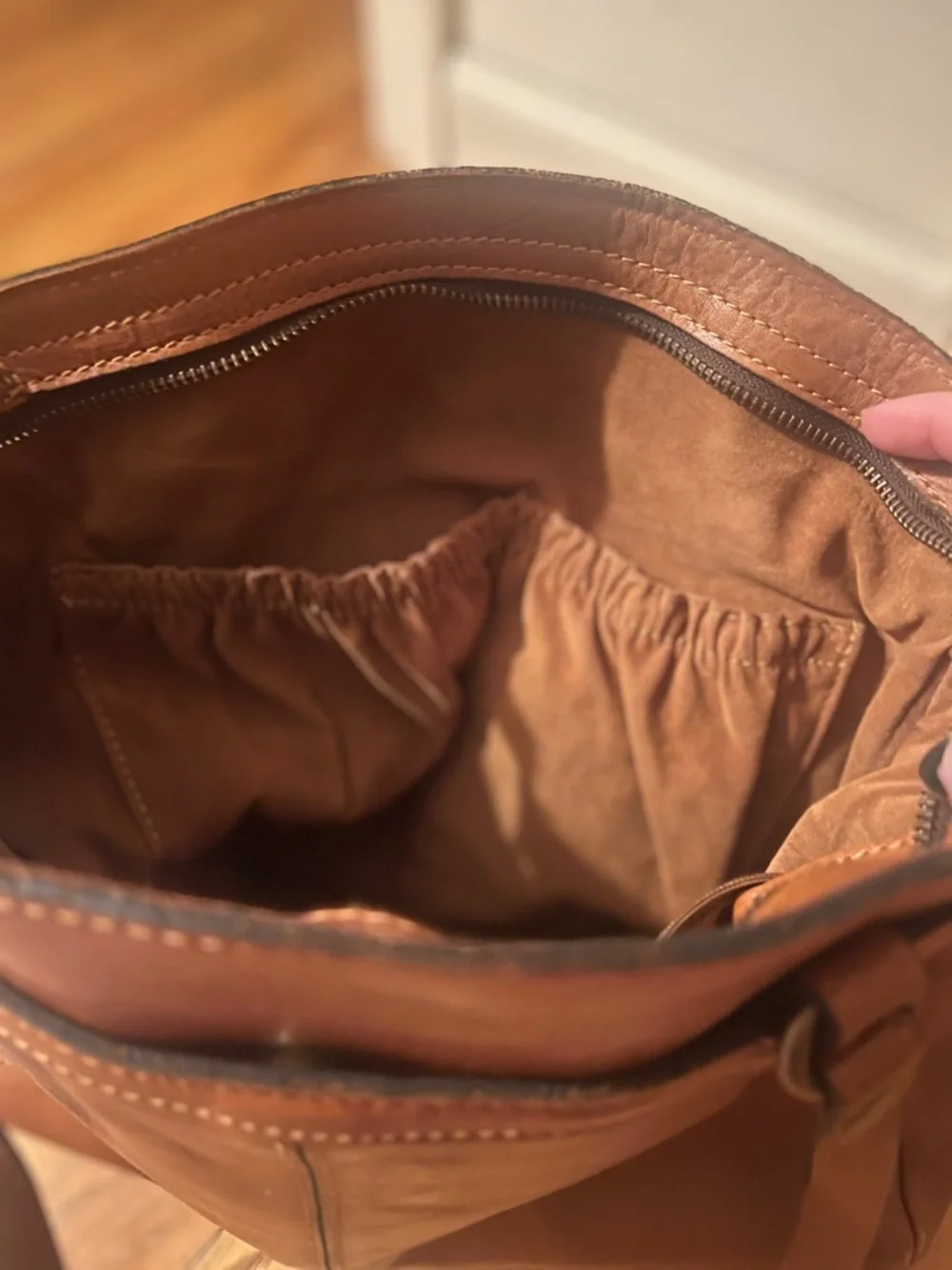Patricia Nash Poppy Tote Handbag in Tooled Florence Leather - Picture 7 of 16
